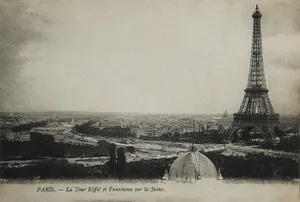 Tour Eiffel à Paris France - vers 1900