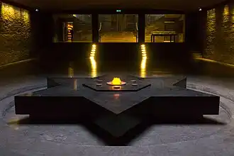 Crypte au Memorial de la Shoah (Paris)